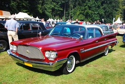 800px-Chrysler windsor