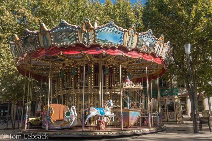 Carrousel, Ave, Victor Hugo