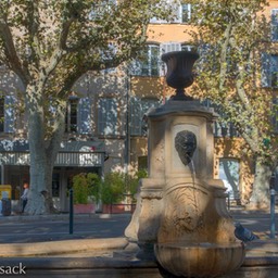 Fountian on Cours Mirabeau