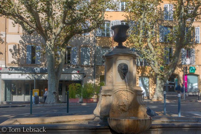 Fountian on Cours Mirabeau